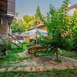 Sofia\'S 1Bd Colourful Getaway Near Ndk