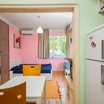 Sofia\'S 1Bd Colourful Getaway Near Ndk